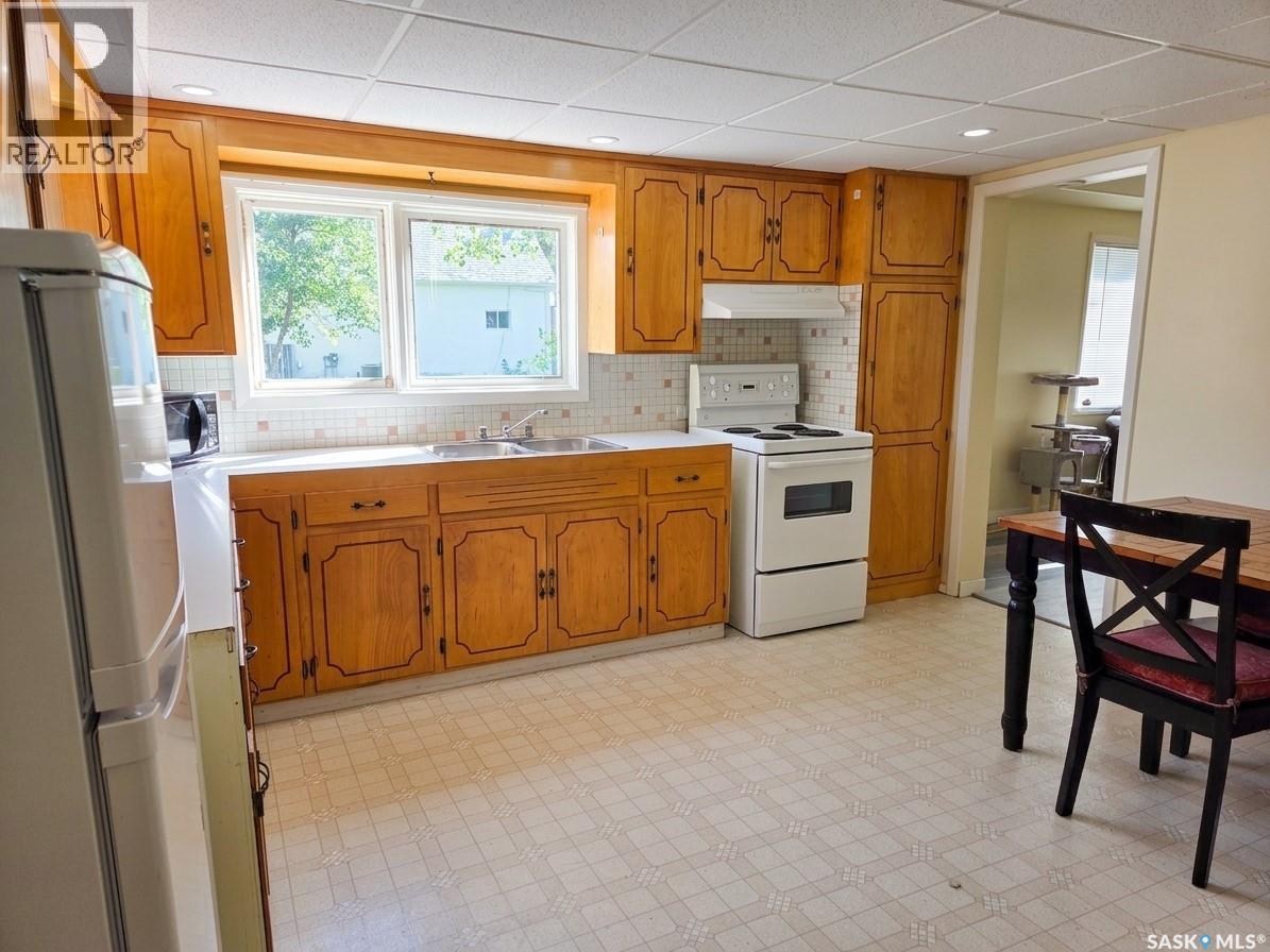 215 Kerry STREET - Image 4