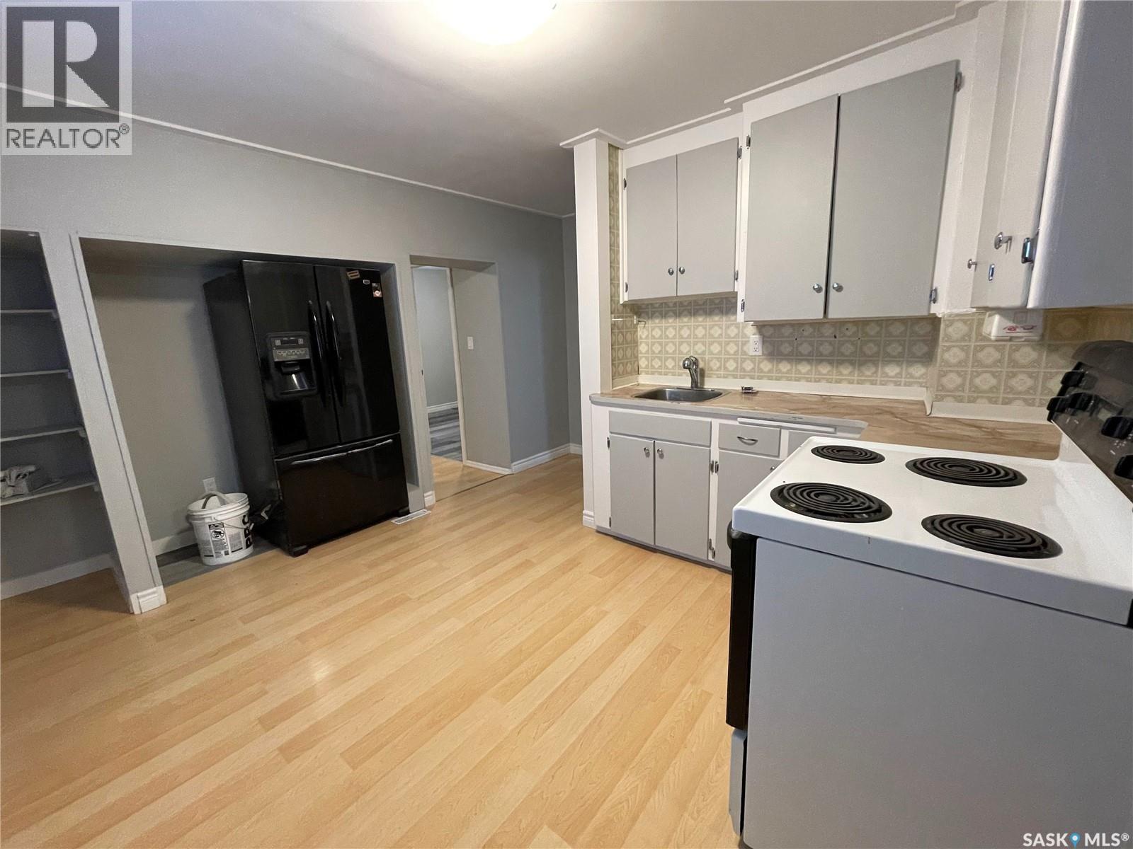 1331 B AVENUE N - Image 20