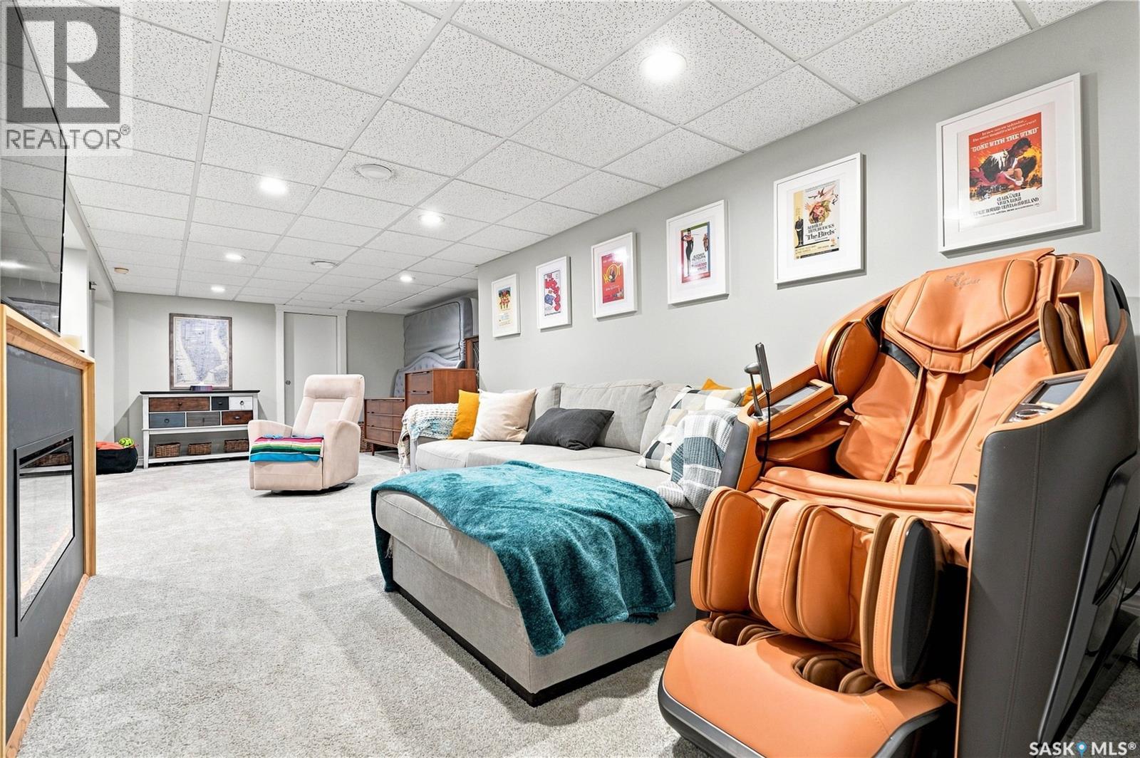 58 Moxon CRESCENT - 45