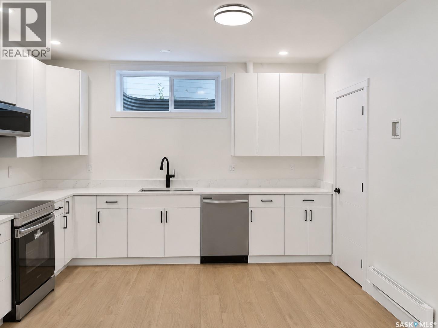 335 Sharma CRESCENT - Image 33