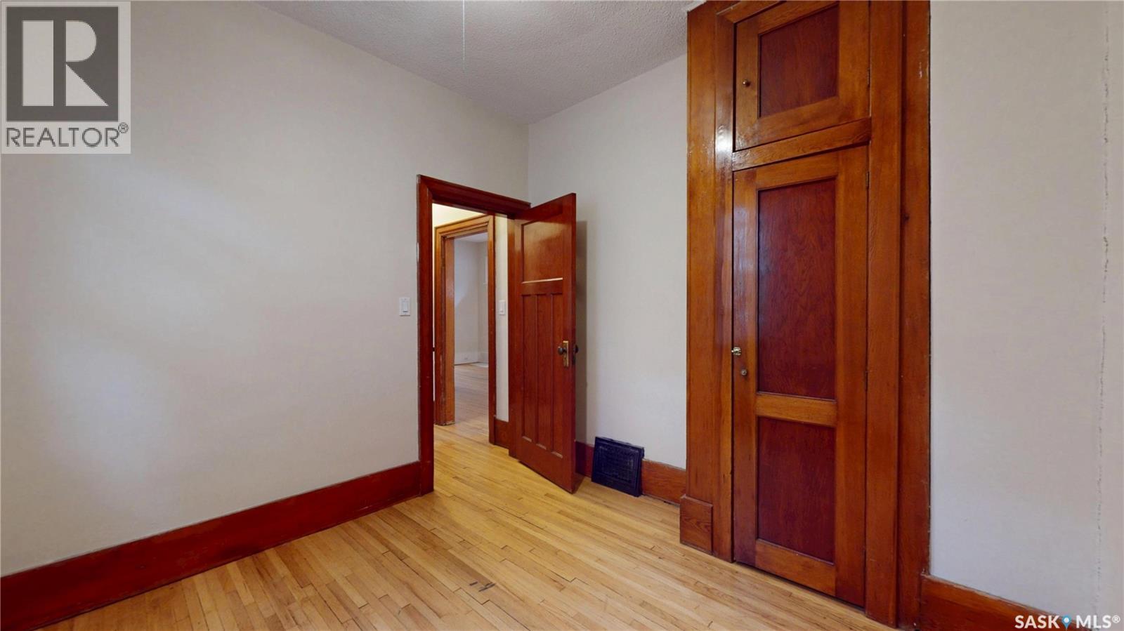 2212 MONTREAL STREET - Image 15