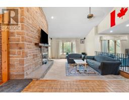 Sunroom - 17940 Airport Road, Caledon, ON L7K2G8 Photo 8