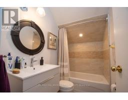 11 Argyle Street, Peterborough, ON K9H7M2 Photo 40