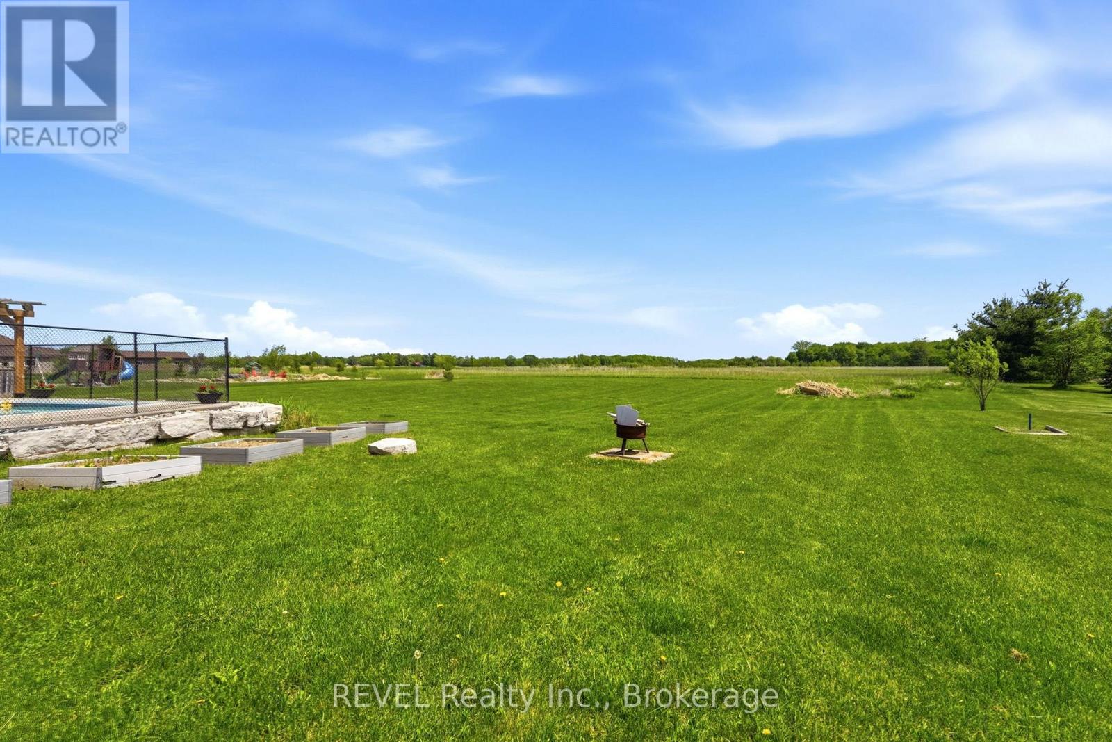 221 FARR STREET - Image 44
