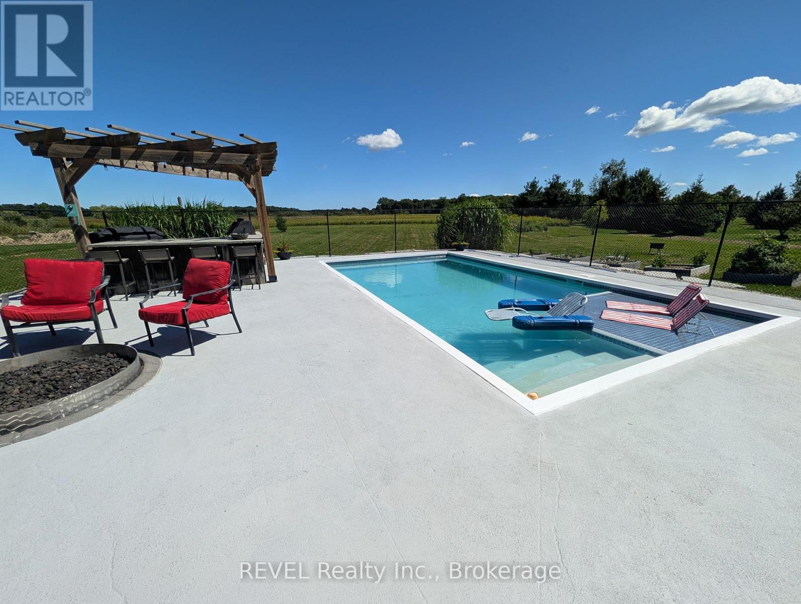 221 FARR STREET - Image 39