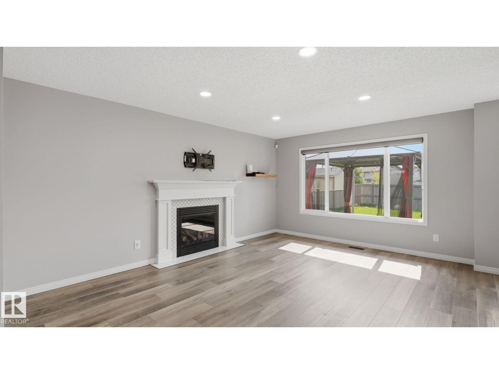 3613 167A AV NW - 10