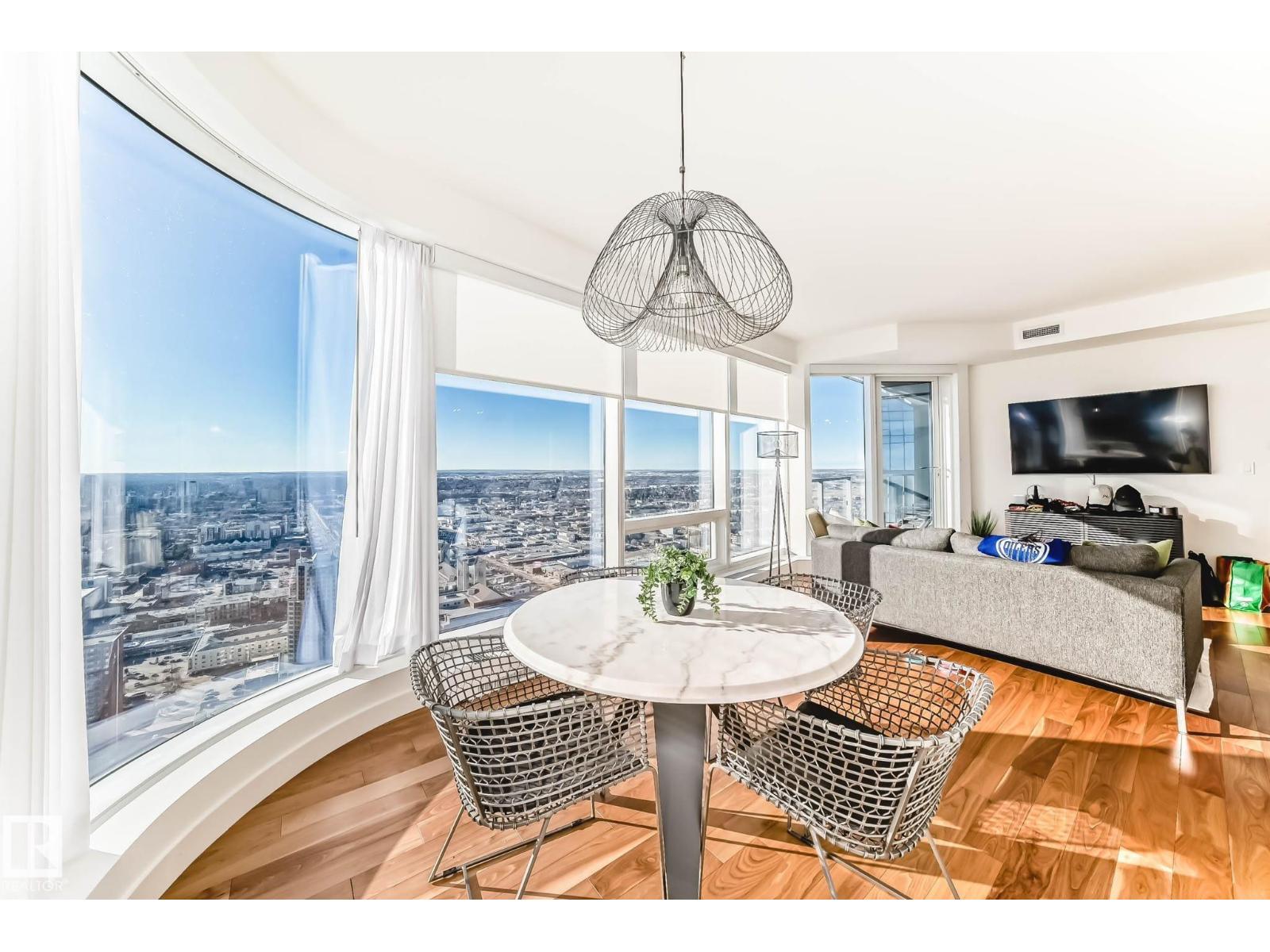 #3710 10360 102 ST NW - 17