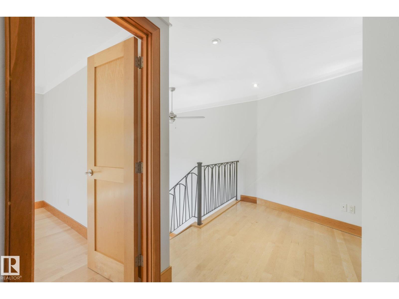 9404 100A AV NW - 40