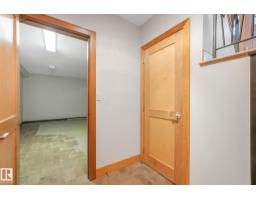 9404 100a Av Nw, Edmonton, AB T5H4S2 Photo 63