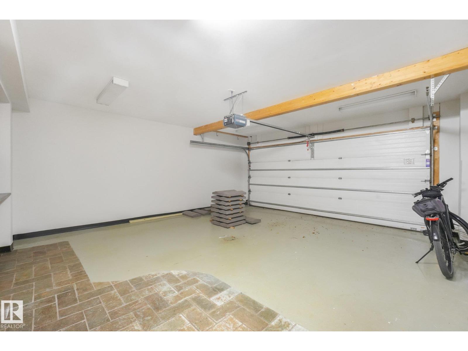9404 100A AV NW - 69