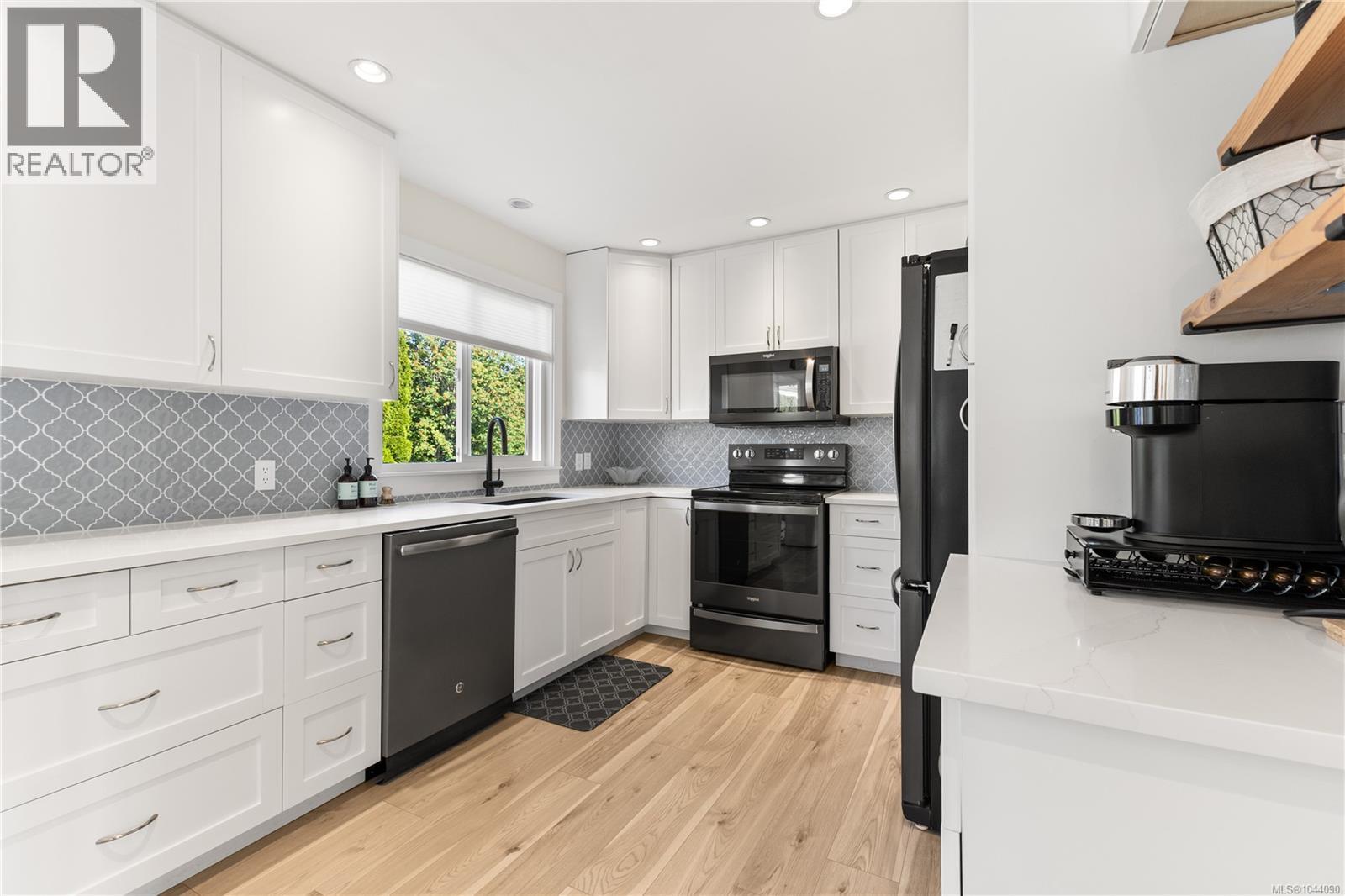 604 Galerno Rd - 4
