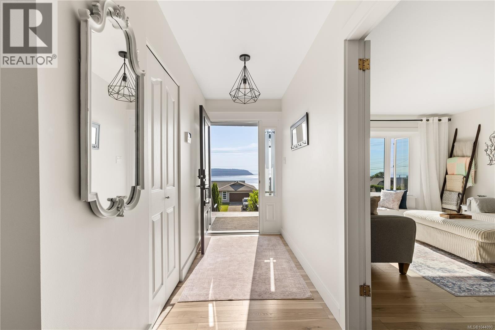604 Galerno Rd - Image 29