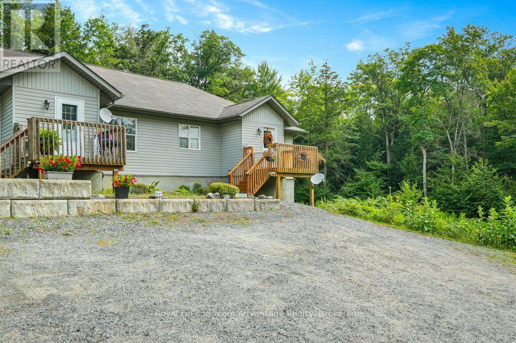 #5 45 SEGUIN PLACE - 27