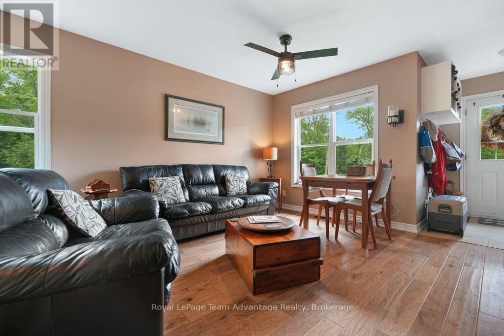 #5 45 SEGUIN PLACE - 9