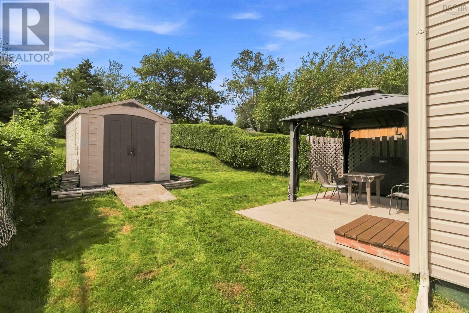 126 Poplar Drive - Image 3