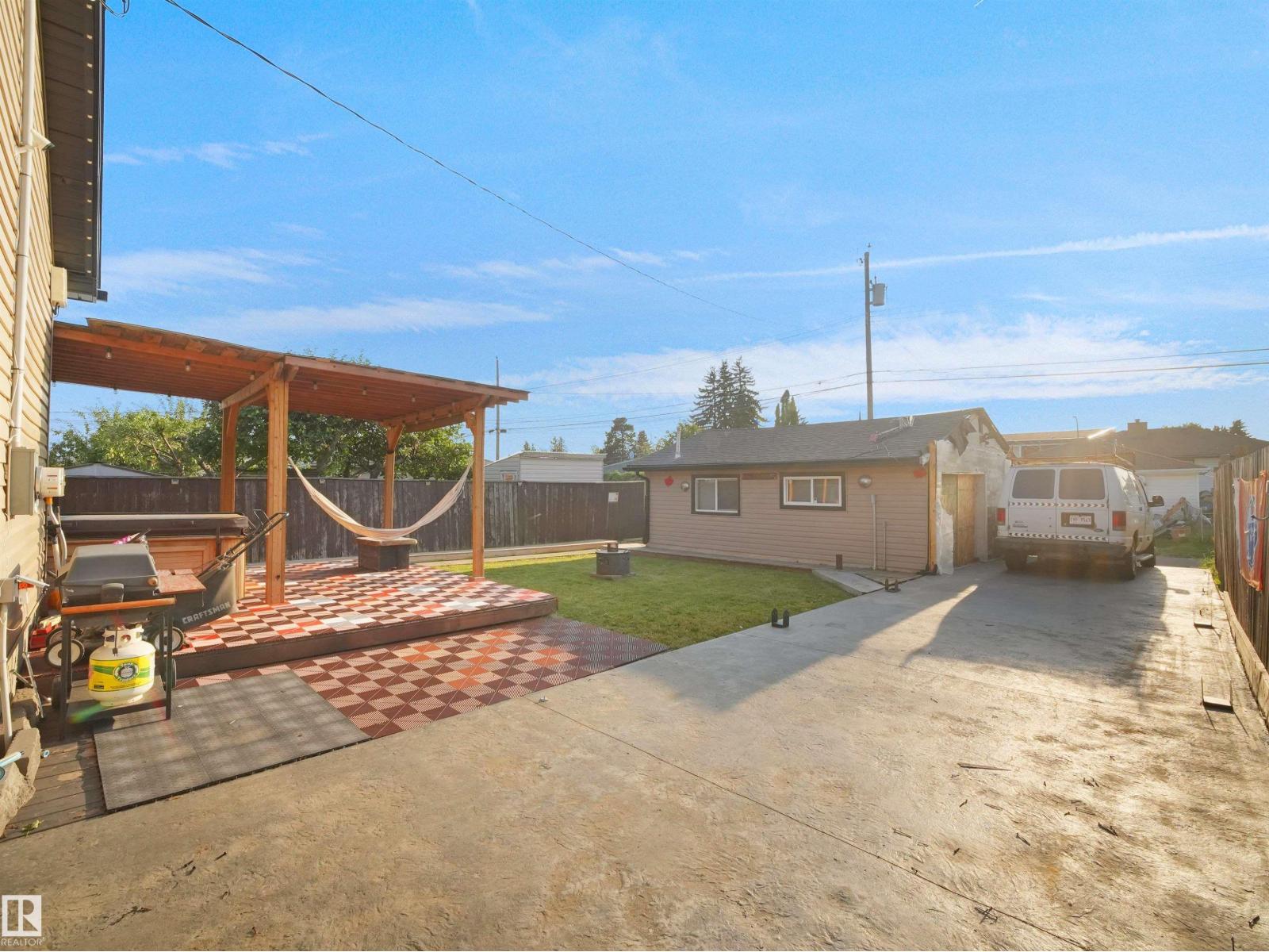 13338 131 ST NW - 15