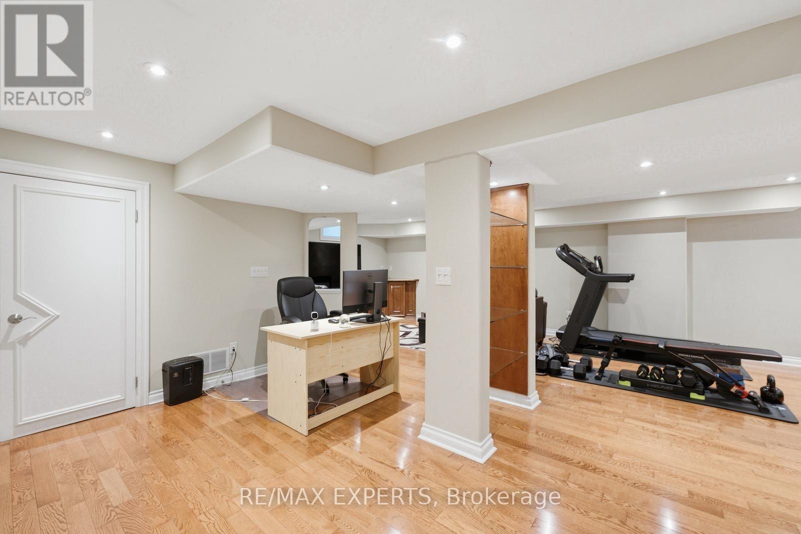 215 VELMAR DRIVE - 30