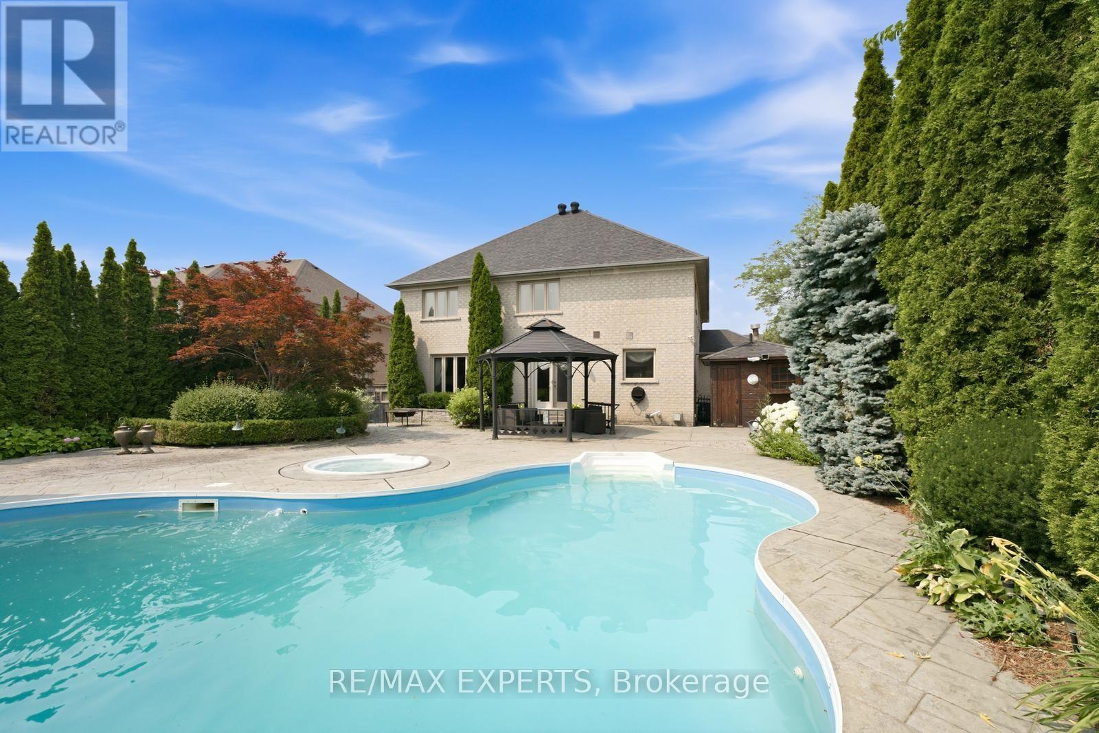 215 VELMAR DRIVE - 42