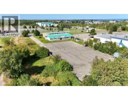 895 St Anne, Bathurst, NB E2A2N5 Photo 9