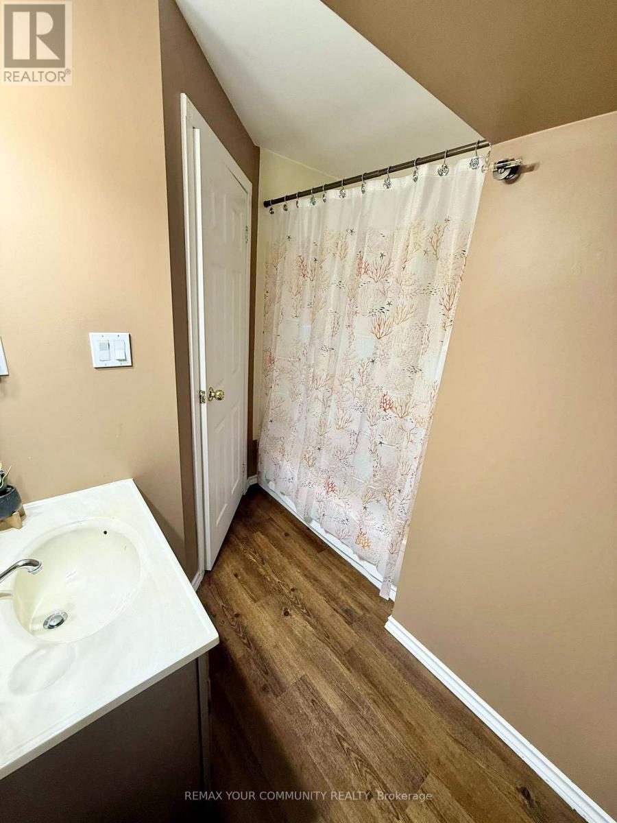 69 BRANLYN CRESCENT - 20