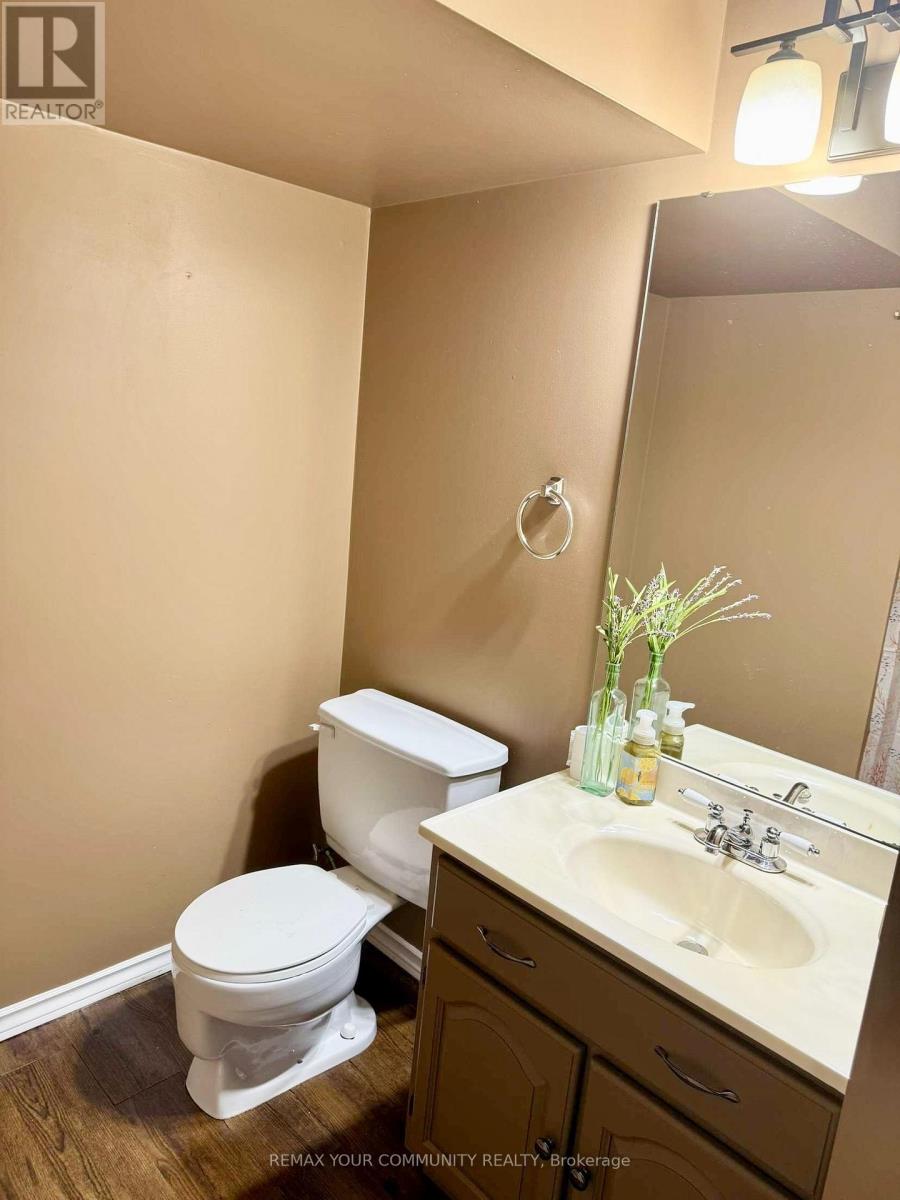 69 BRANLYN CRESCENT - 21
