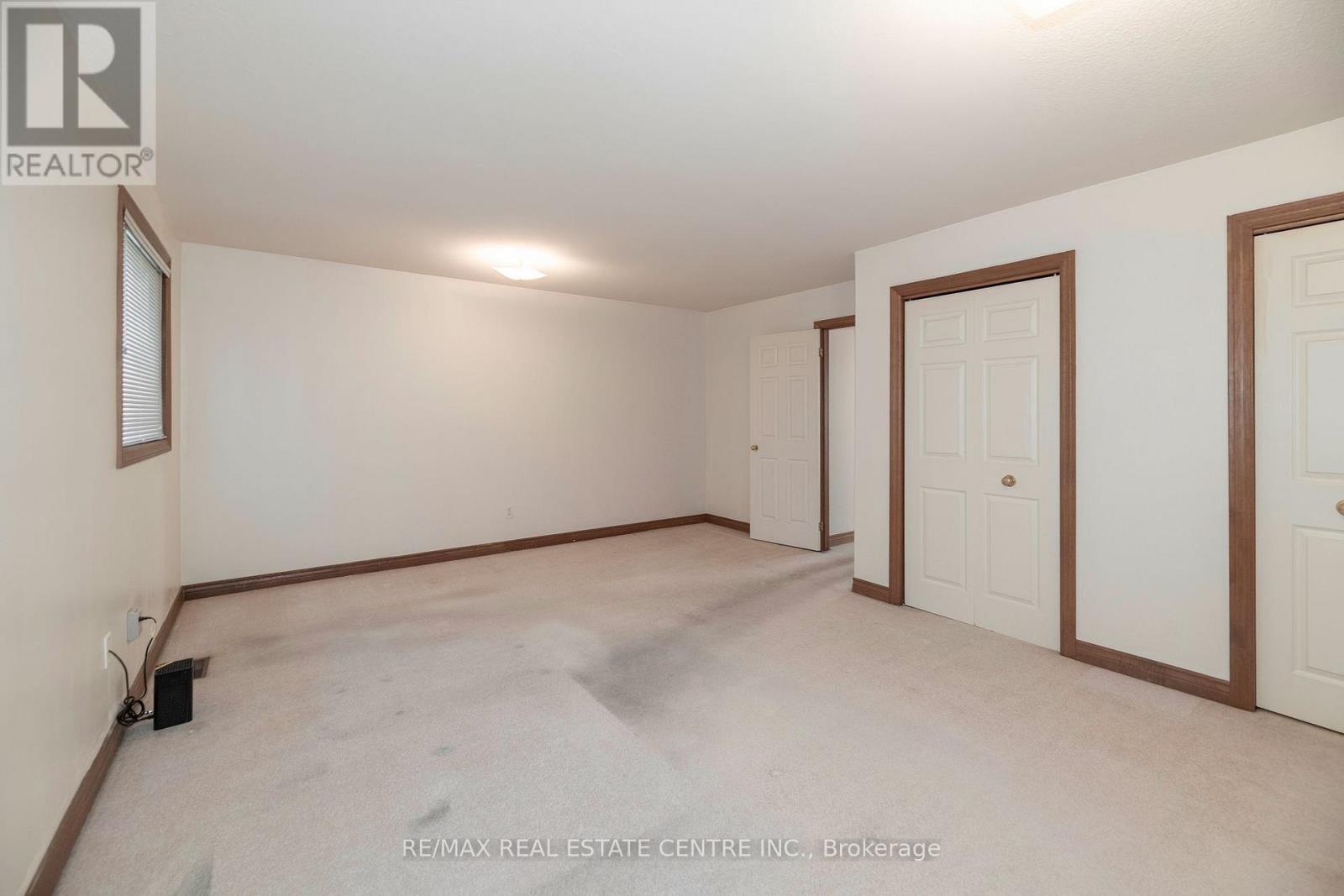 2 WALKER COURT - Image 27
