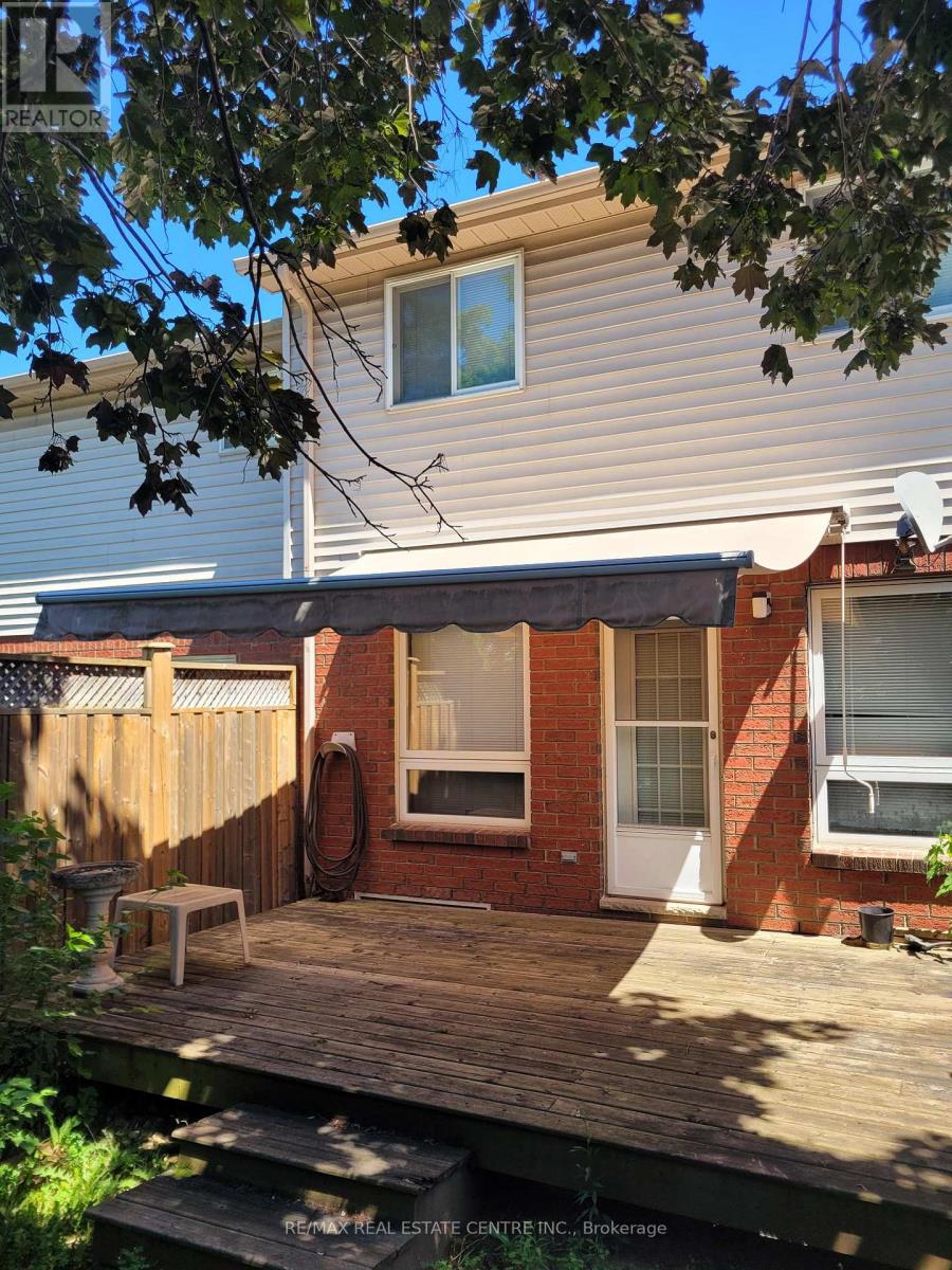 2 WALKER COURT - Image 34