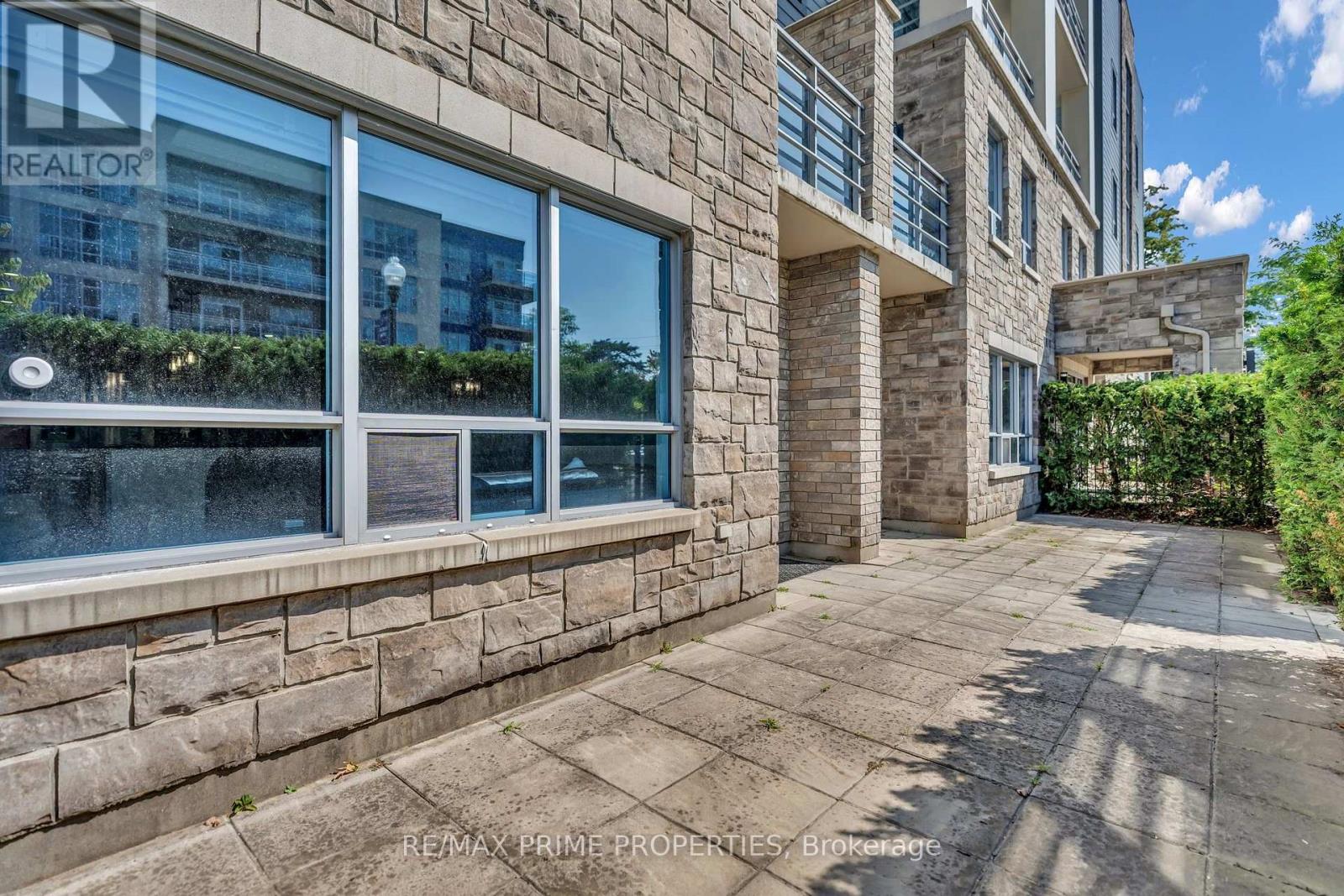 #110 320 SUGARCREEK TRAIL S - 36