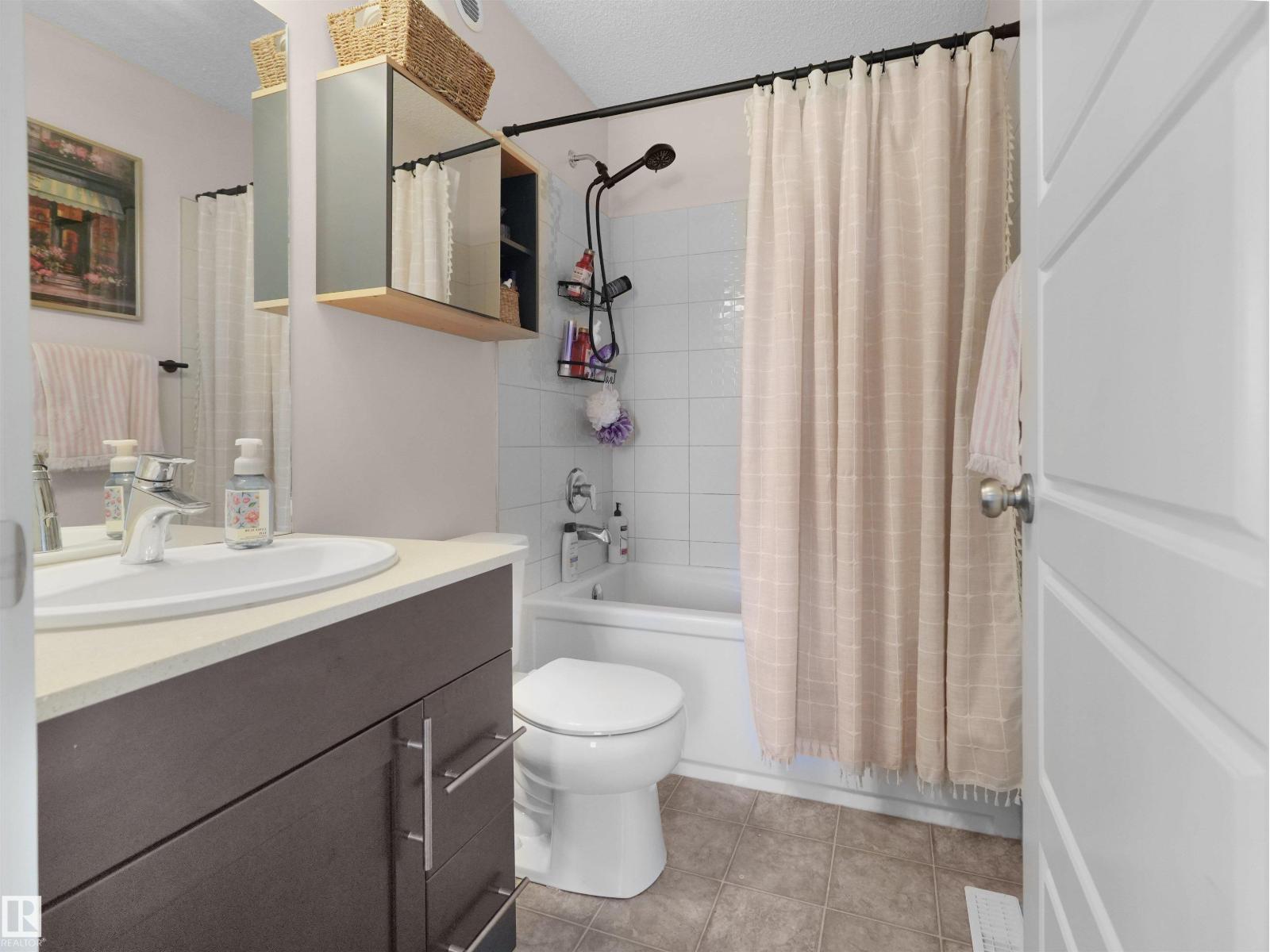 20304 128 AV NW - 31