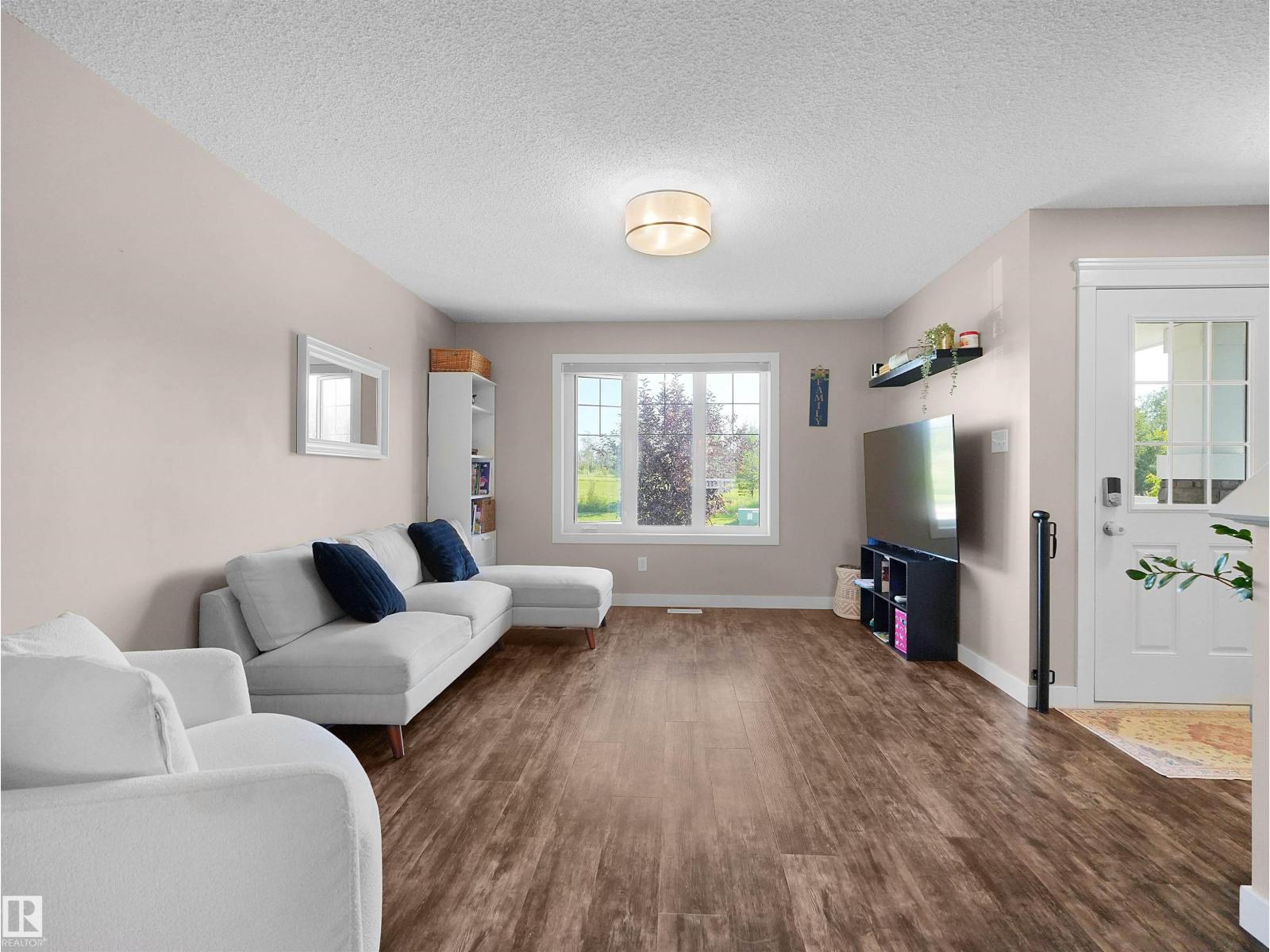 20304 128 AV NW - 7
