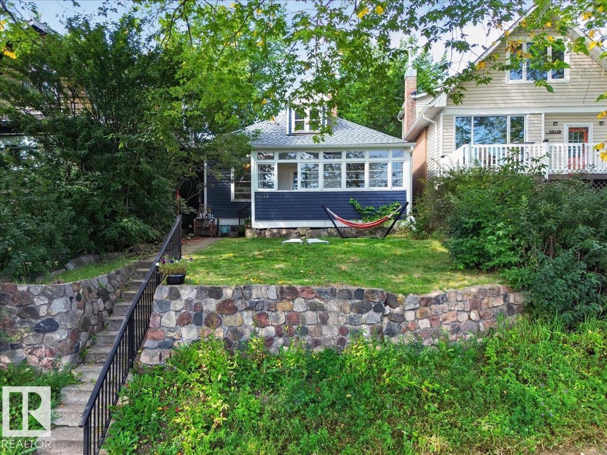 10034 94 ST NW - 38