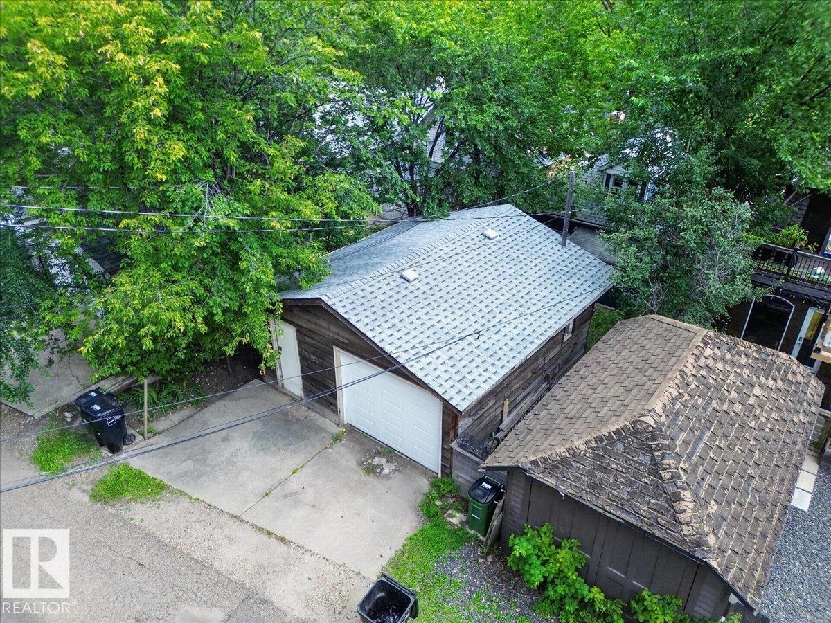 10034 94 ST NW - 45