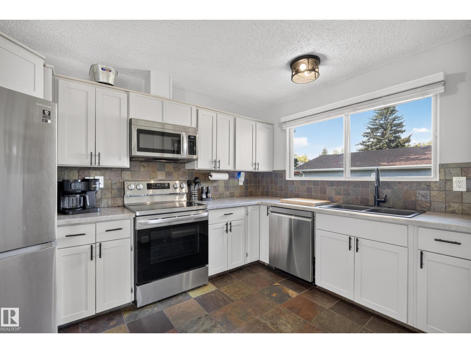 152 Mission AV - Image 18