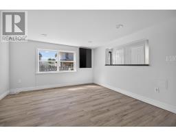 Bath (# pieces 1-6) - 76 Beach Street, Charlottetown, PE C1A5G8 Photo 7