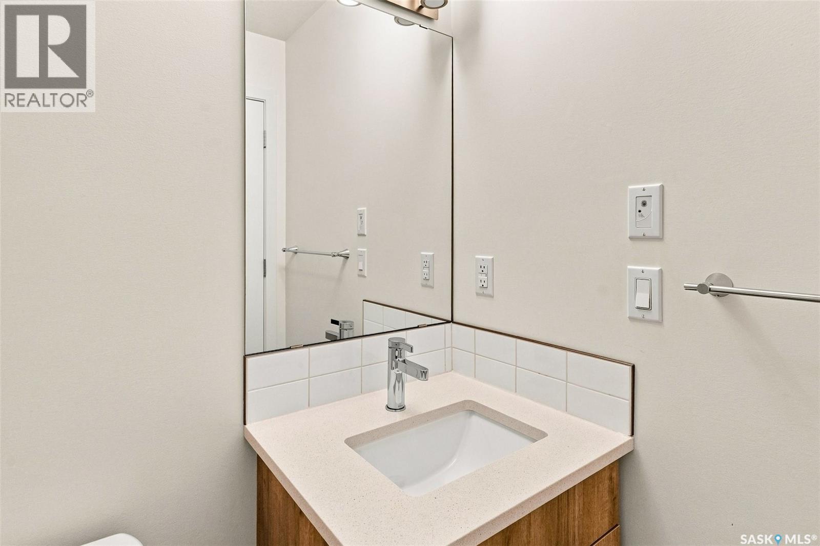 #3043 Brighton COMMON - 21