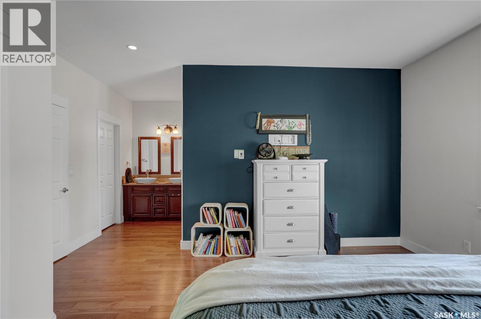 262 Wood Lily DRIVE - Image 24