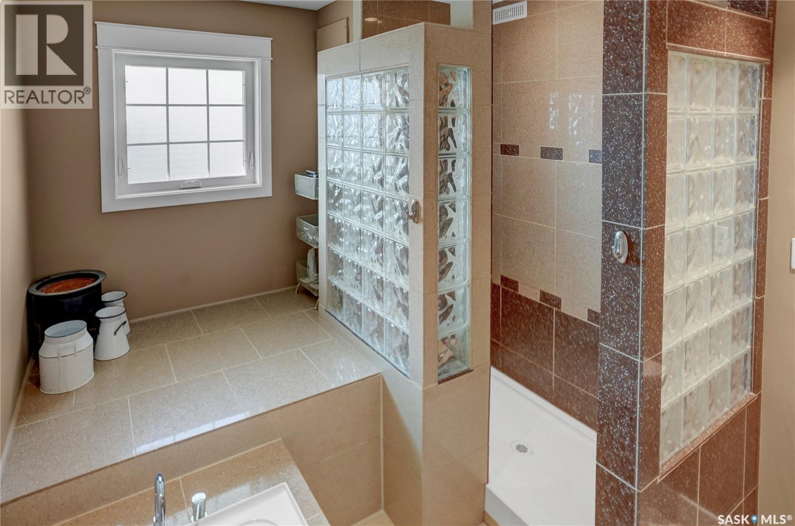 262 Wood Lily DRIVE - Image 29