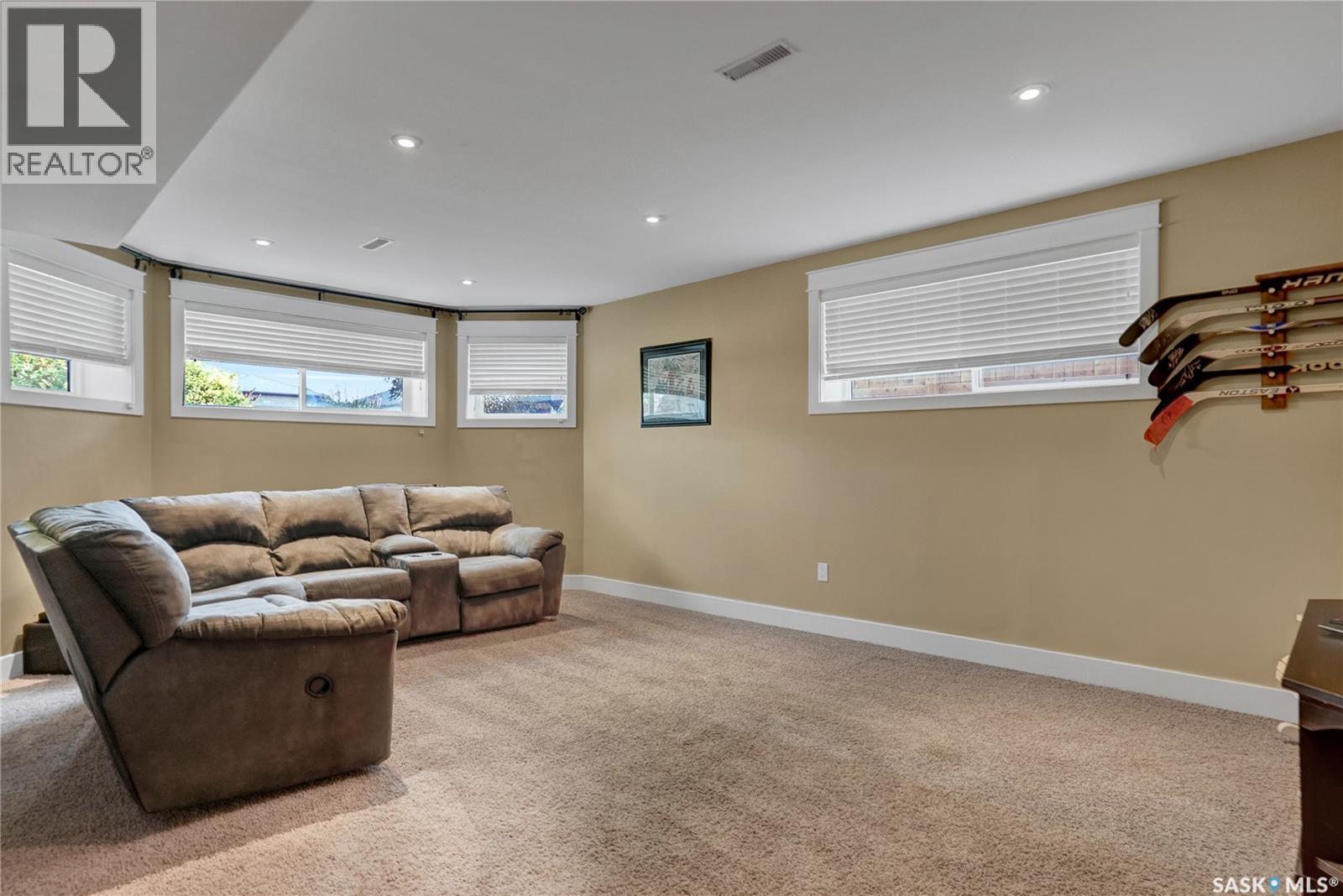 262 Wood Lily DRIVE - Image 39