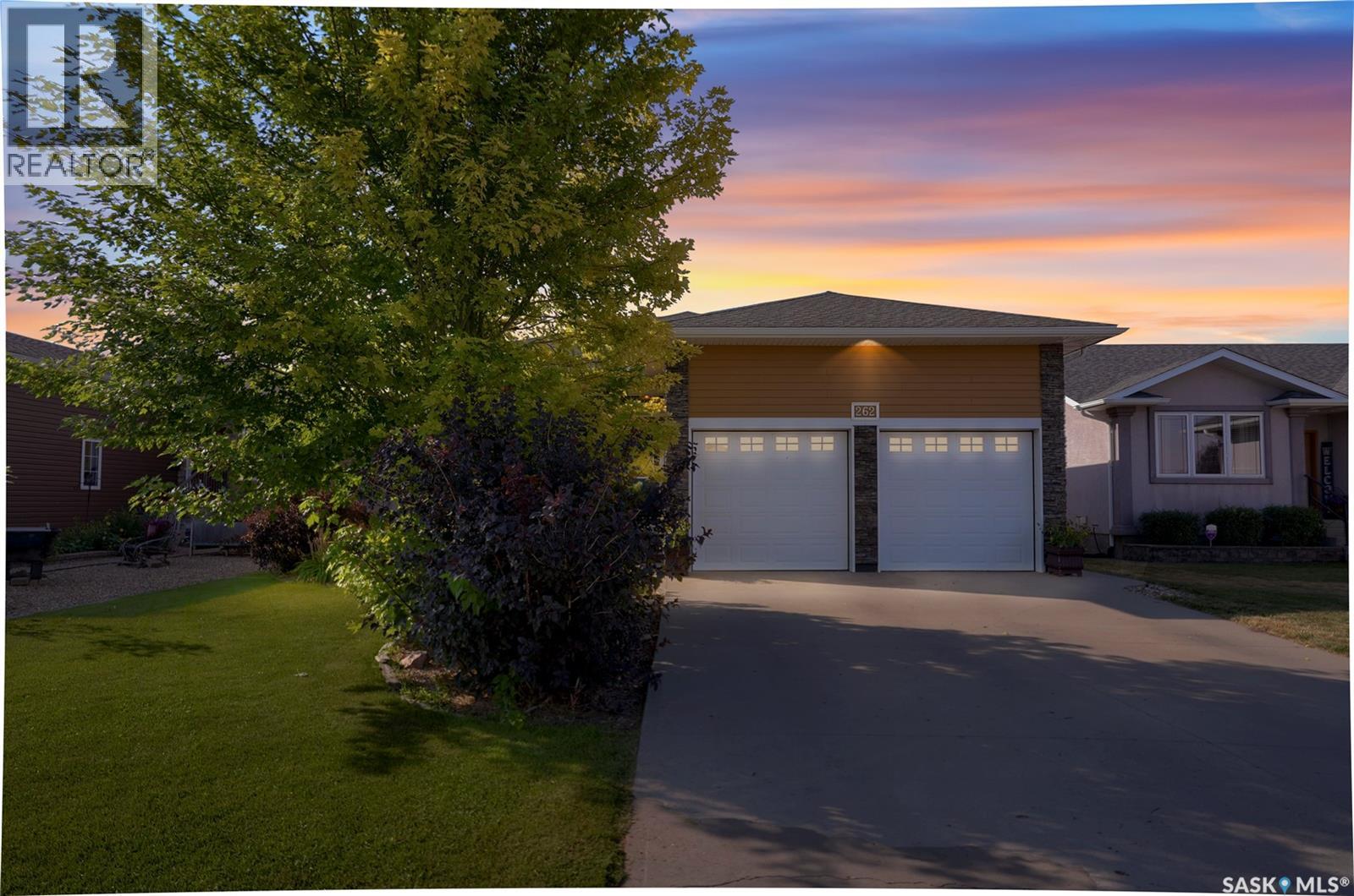 262 Wood Lily DRIVE - Image 4