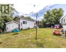 38, 612 20 Street Ne, Medicine Hat, AB T1C1H5 Photo 23