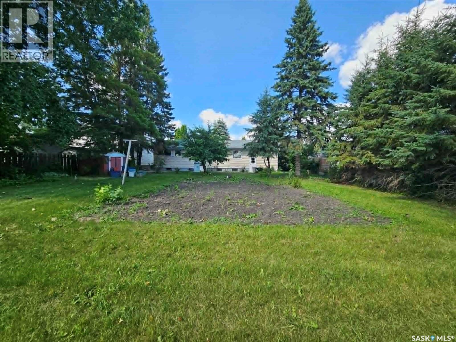 123 Riedel AVENUE W - 37