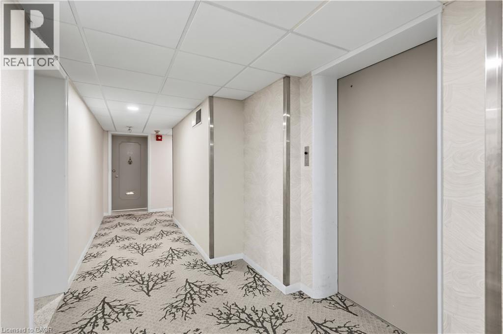 #208 8 WOODMAN Drive S - Image 5
