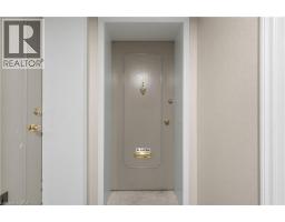 8 Woodman Drive S Unit# 208, Hamilton, ON L8K4C9 Photo 6