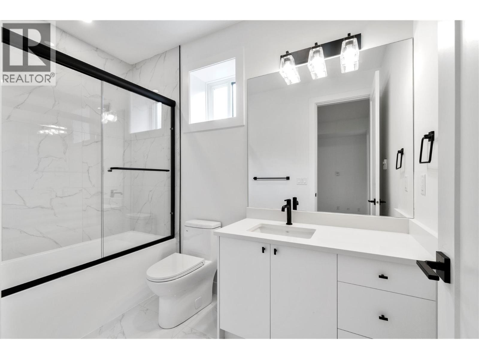6841 42 Street NE - 53
