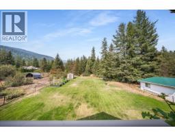 1065 Lower China Creek Road, Castlegar, BC V0G1G0 Photo 16