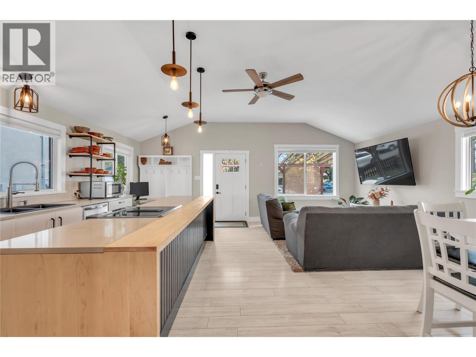 448 Caribou Street, Penticton
