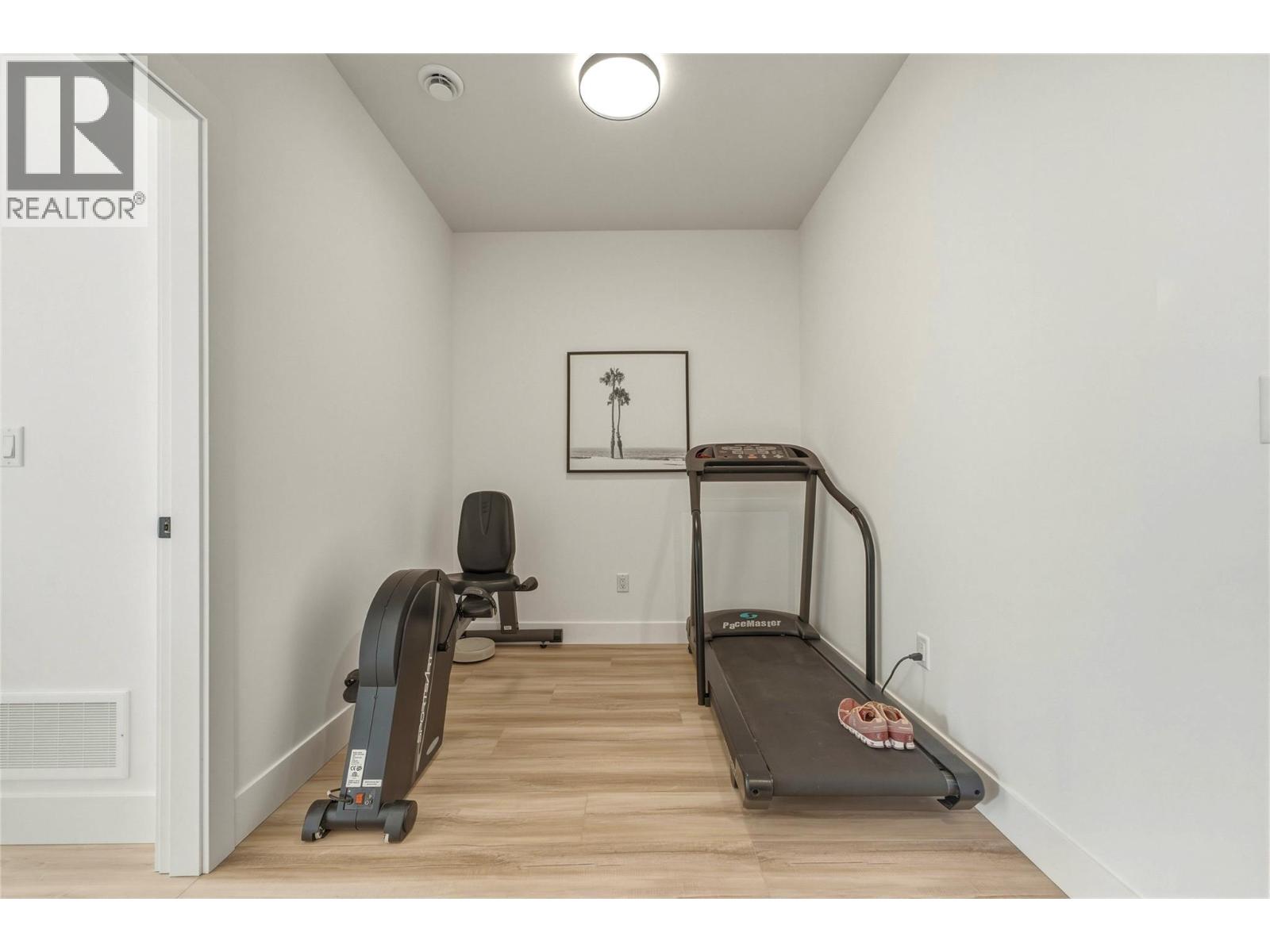 7012 Manning Place, Vernon