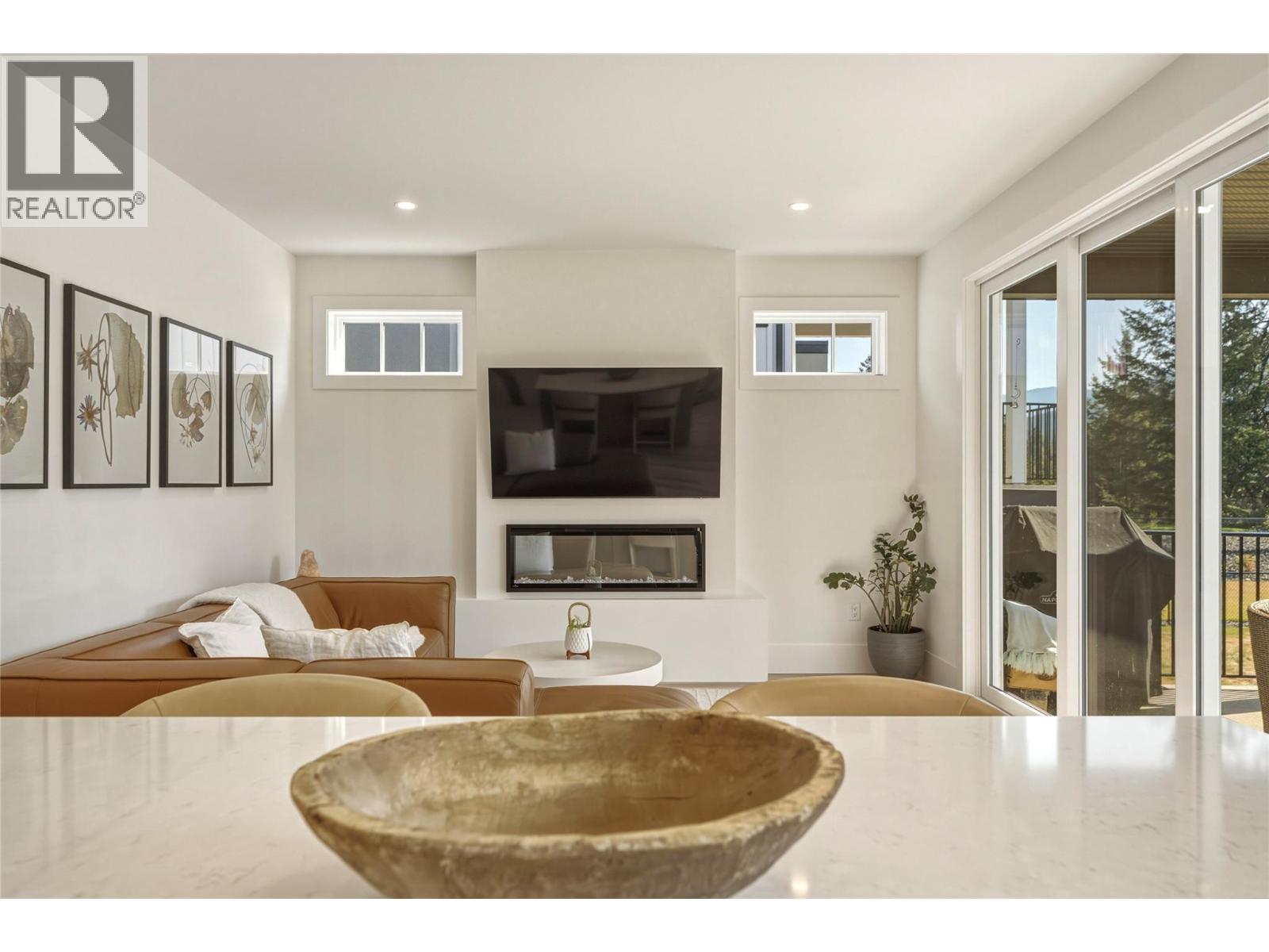7012 Manning Place, Vernon