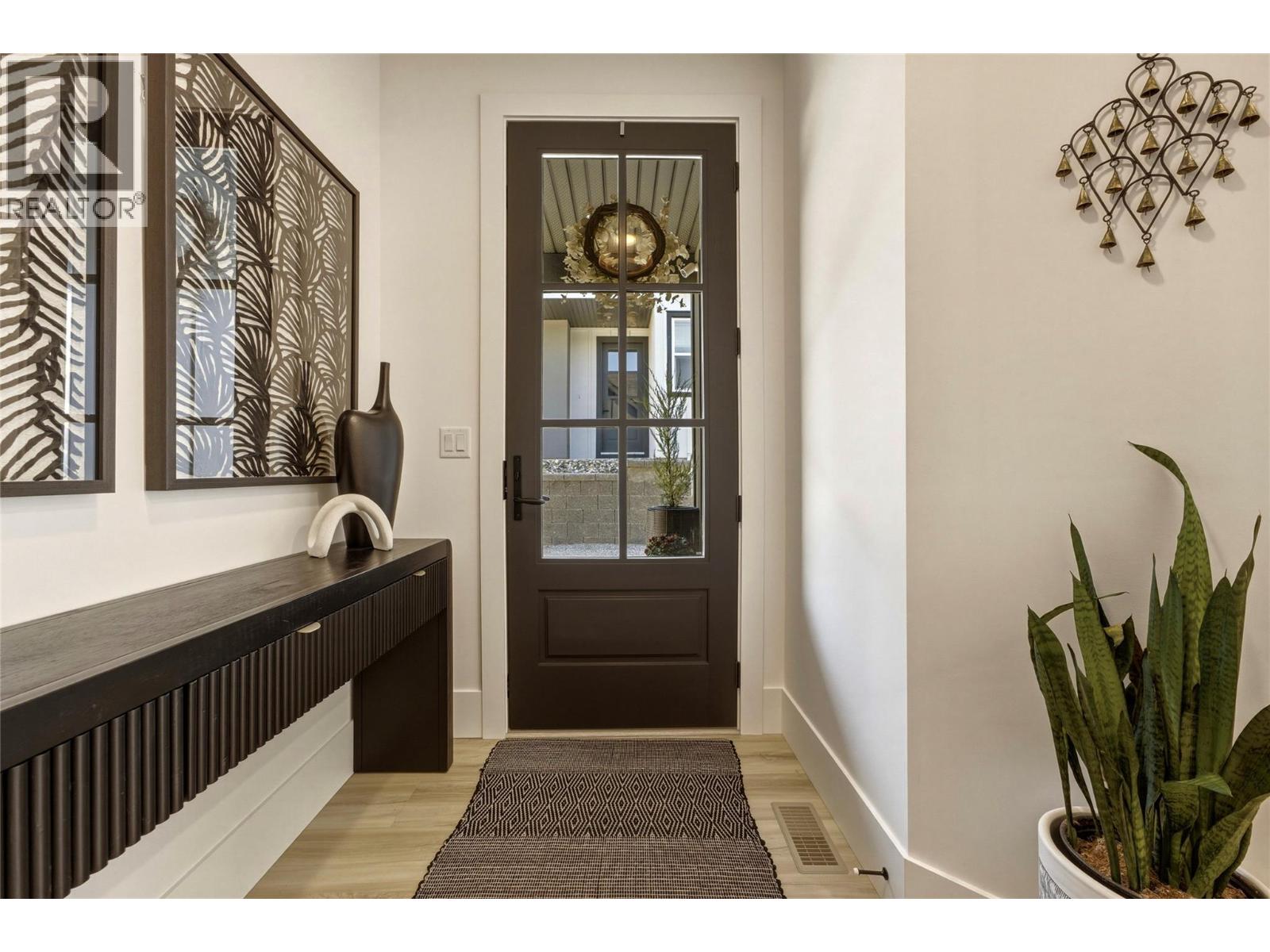 7012 Manning Place, Vernon