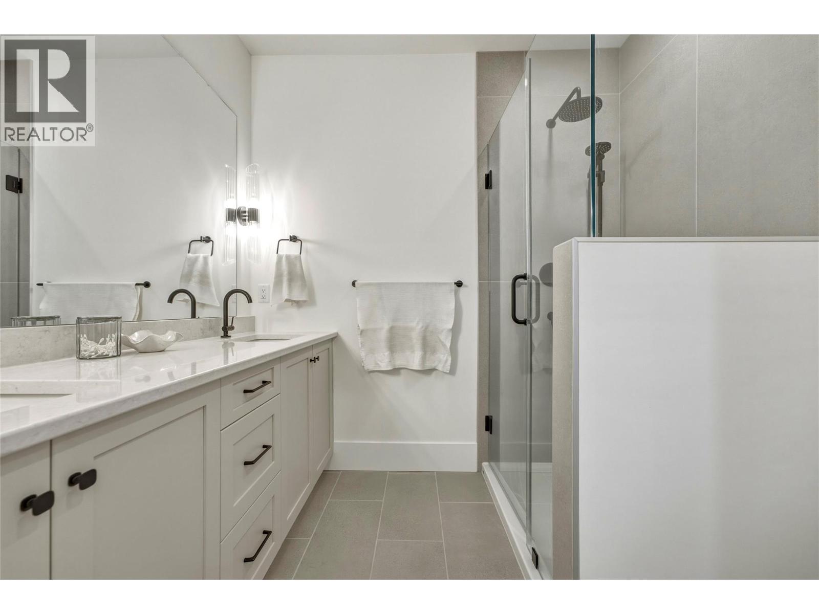 7012 Manning Place, Vernon